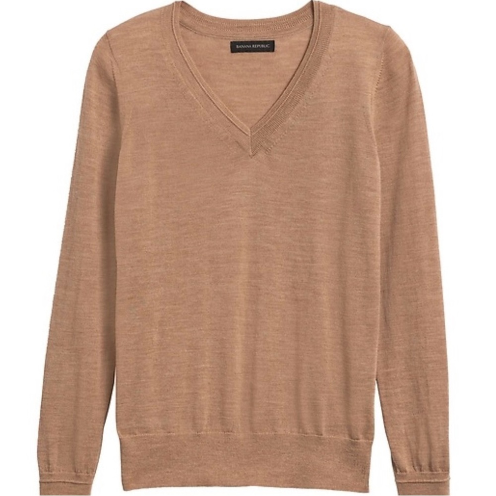 Banana republic 100% merino wool top
